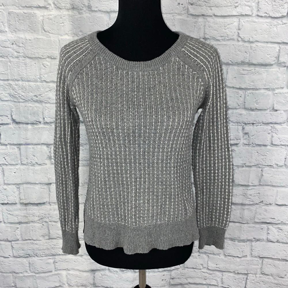 a.n.a. Long sleeve sweater w/stripe stitching, grey/white sz XS